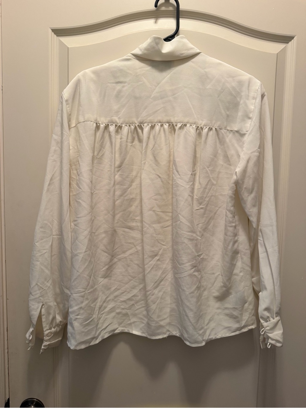 Rena Rowan for Saville Cream Blouse - Picture 8 of 9